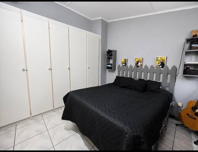 2 BEDROOM DUPLEX FOR SALE IN THREE RIVERS PROPER